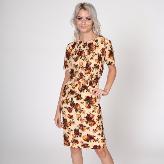 60s Floral Dress Midi Peach Brown Flower Print Mod Sheath Day Dress Pencil Sixties Vintage 1960s Short Sleeve Belted Garden Party Small S