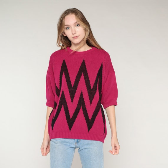 Vintage Magenta Sweater Top 80s 90s Striped Knit Shirt Pink Black Chevron Zig Zag Short Sleeve Sweater Slouchy Blouse Acrylic Large L