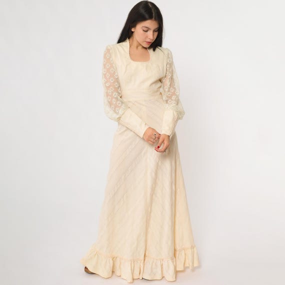 70s Lace Maxi Dress Cream Long Sleeve Scoop Neck Prairie Wedding Romantic Cottagecore Dreamy Ethereal Medieval Revival Victorian Medium M