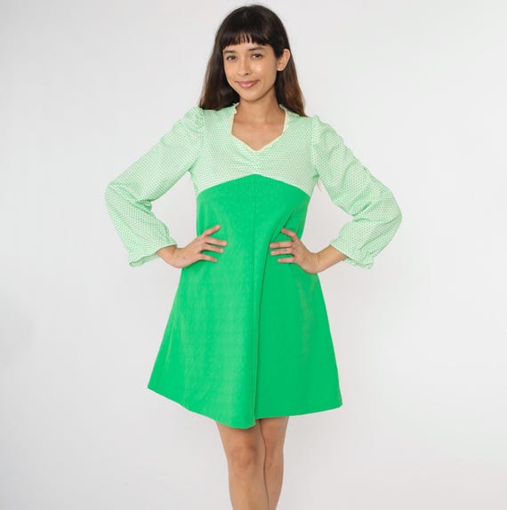 70s Mini Babydoll Dress 1970s Bright Green Polka Dot Dress 60s Mod Empire Waist Vintage Long Puff Sleeve Boho Dolly Petite Medium