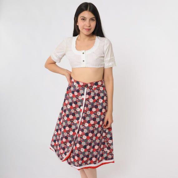 70s Patchwork Skirt Quilted Red White Blue Floral Print Hexagon Pattern Vintage High Waist Button Front A Line Knee Length Summer Medium M 8