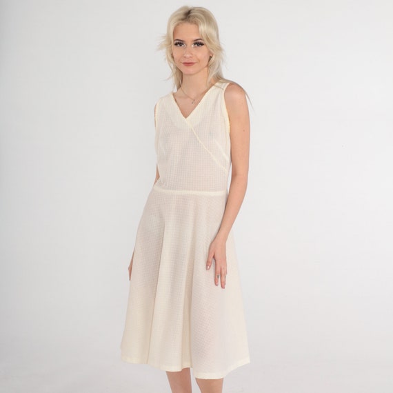 70s Day Dress Semi-Sheer Cream Checkered Midi Dress Retro Sundress High Waisted V Neck Sleeveless A Line Plain Faux Wrap Vintage 1970s Small
