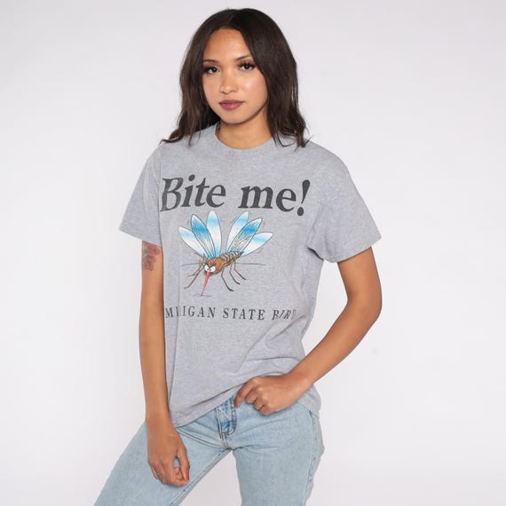 Michigan State Bird Mosquito Shirt Y2K Humor Tee Bite Me Graphic Gray Cotton Blend Vintage Insect Joke Shirt Souvenir Memorabilia Medium M