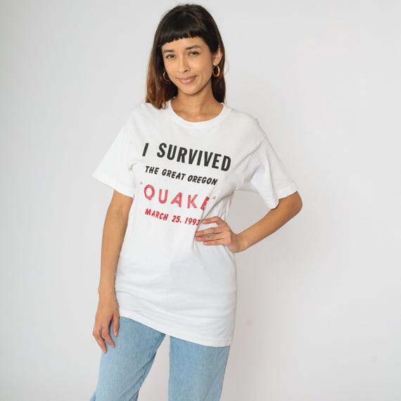 Vintage 90s Earthquake Shirt I Survived The Great Oregon Quake Shirt March 25 1993 White Fruit Of The Loom 1990s Graphic T-Shirt Medium M