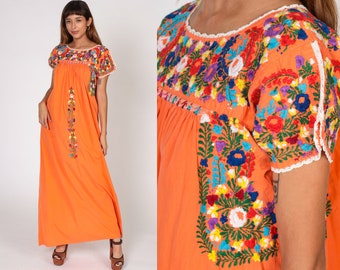 Oaxacan Maxi Dress 70s Mexican Embroidered Dress Orange Floral Puebla Short Sleeve Tent Hippie Boho Summer Cotton Long Vintage 1970s Medium