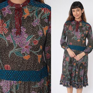 Vintage 70s Bohemian Dress Black Floral Print High Neck Smocked Waist Long Sleeve Boho Cottagecore Midi Prairie 1970s Folk Festival Medium M