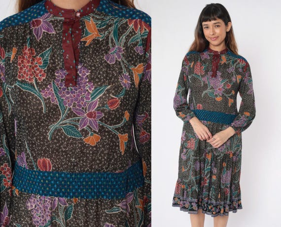 Vintage 70s Bohemian Dress Black Floral Print High Neck Smocked Waist Long Sleeve Boho Cottagecore Midi Prairie 1970s Folk Festival Medium M