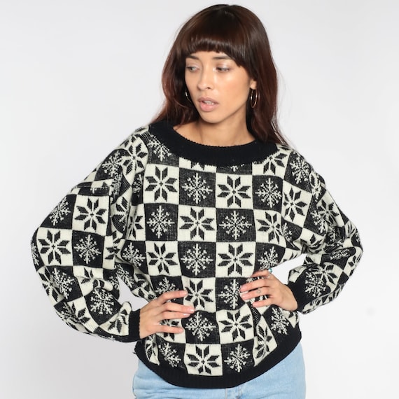Nordic Snowflake Sweater 80s Ski Sweater Black White Geometric Fair Isle Sweater Boho Knit Retro Norwegian 1980s Pullover Medium