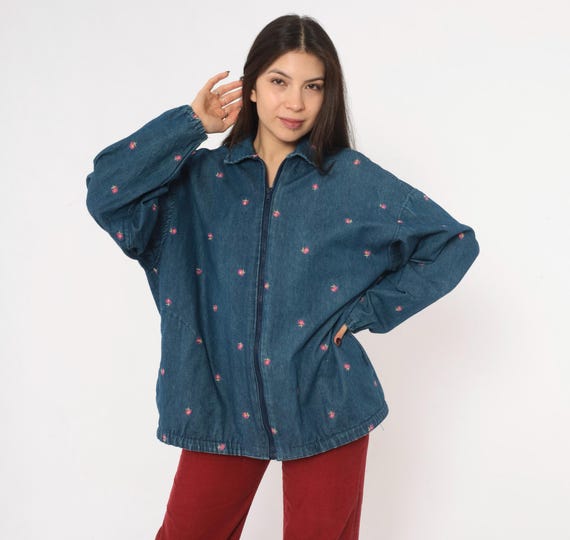 90s Embroidered Denim Jacket Navy Blue Floral Pink Flower Cotton Jean Coat Collared Long Sleeve Cottagecore Pockets Womens Vintage Medium M