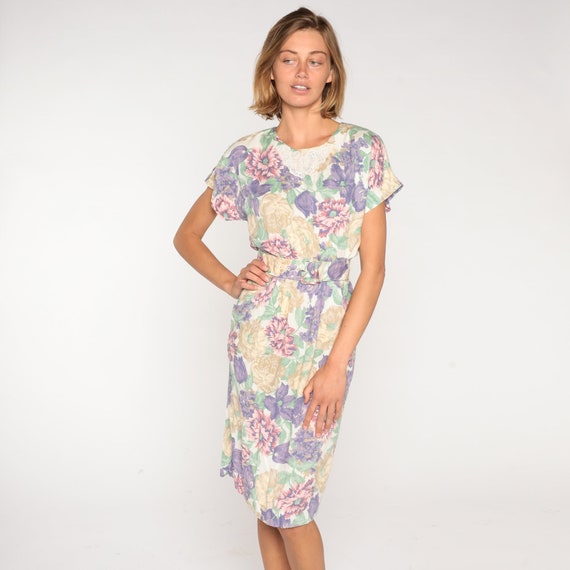 Floral Pencil Dress 80s 90s Secretary Dress Lace Belted Midi Dress Retro Wiggle High Waist Short Sleeve Structured Purple Vintage Small S