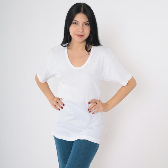 Vintage Plain White T-Shirt Medium 80s U Scoop Neck Tee Basic Solid T Shirt Single Stitch Tshirt Blank Minimalist Top 1980s Cotton Blend M