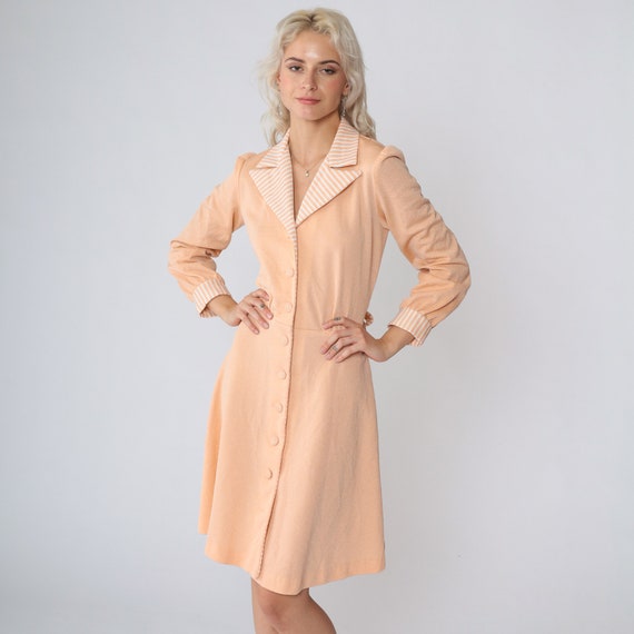 Peach Mini Dress 70s Mod Dress Puff Sleeve Striped Button up Pastel Collared V Neck High Waisted Secretary Shirtdress Vintage 1970s Small