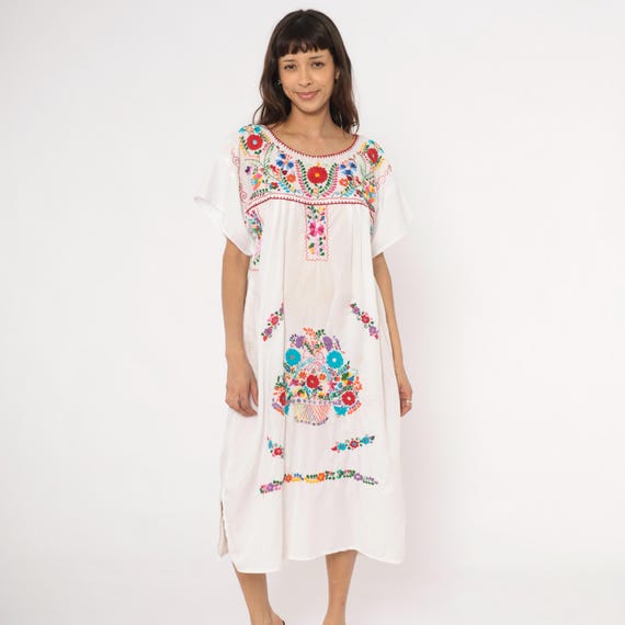 Mexican Embroidered Dress White Cotton Floral Midi Kaftan Colorful Folk Art Flower Basket Short Sleeve Scoop Neck Puebla Vintage Large L