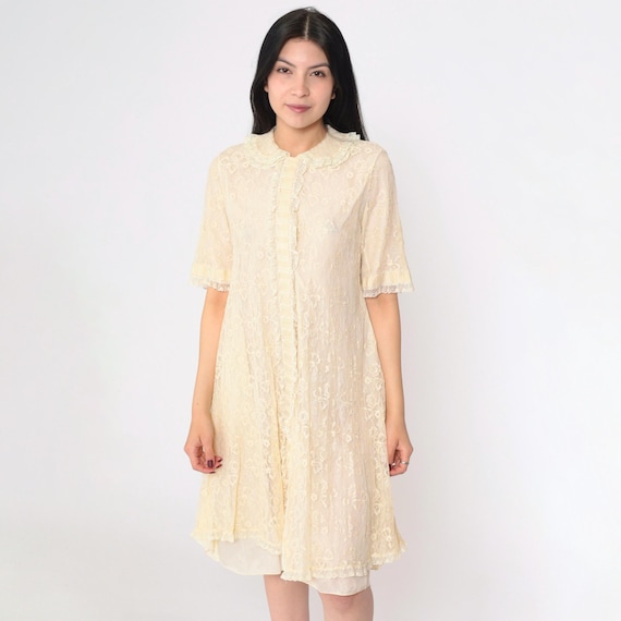 Vintage 60s Cream Lace Nightgown Peter Pan Collar Sheer Ruffle Trim Short Sleeve Bridal Peignoir Dress 1960s Midi Nightie Snap Up Small S