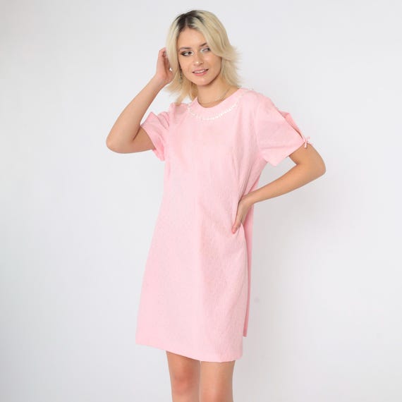 Vintage 60s Pink Beaded Mod Dress Iridescent Collar Floral Textured Bow Sleeve Slits Shift Cocktail 1960s Retro Party Medium Large
