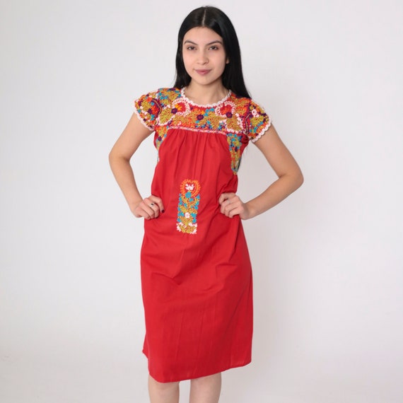 Oaxacan Mini Dress 70s Red Mexican Embroidered Dress Floral Puebla Cap Sleeve Tent Hippie Minidress Boho Summer Cotton Vintage 1970s Small S
