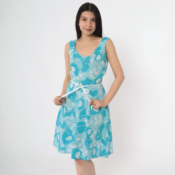 Vintage 70s Hawaiian Dress Blue White Floral Wrap Sleeveless Sundress Tropical A-Line 1970s Resort Aloha Andrade Hawaii Scoop Neck Small 6