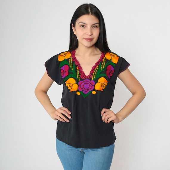 Mexican Floral Blouse 90s Black Embroidered Top Peasant Hippie Short Sleeve Tent Shirt Summer Boho Festival Vintage 1990s Medium
