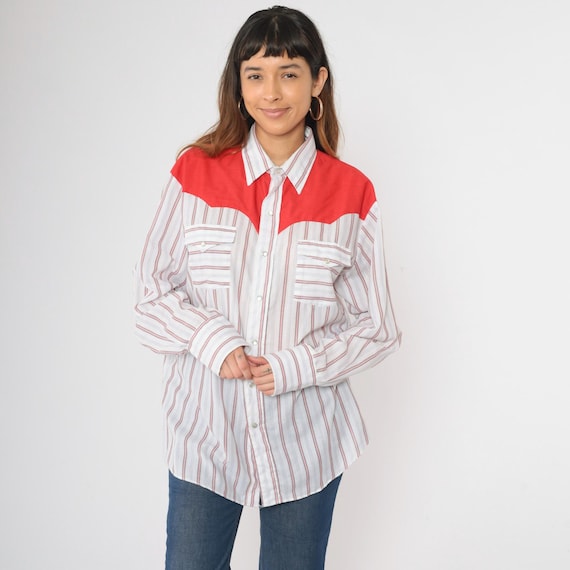 80s Striped Western Shirt Vintage White Pearl Snap Red Yoke Rodeo Long Sleeve Button Up Collared Cowboy Top 1980s Men's Large X-Long Tails