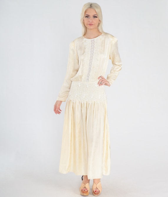 Cream Silk Dress 80s Jessica McClintock Lace Trim Wedding Dress Floral Embossed Maxi Gown Long Sleeve Formal Low Waist Vintage 1980s Medium