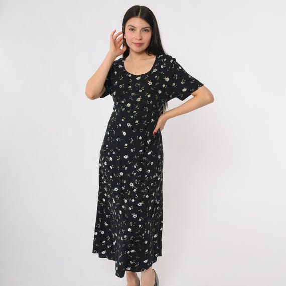 Ditsy Floral Dress 90s Black White Small Flowers Short Sleeve Scoop Neck Midi Length Rayon Prairie Grunge Cottage Core Size 14 Petite 14P