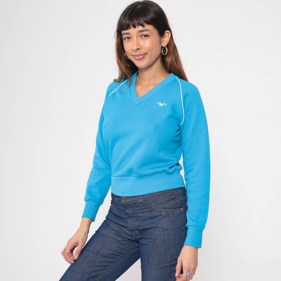 80s Wrangler Sweatshirt Bright Blue Raglan Sleeve Cropped Bird V Neck Sweatshirt Long Sleeve Slouchy 1980s Vintage Athletic Extra Small xs