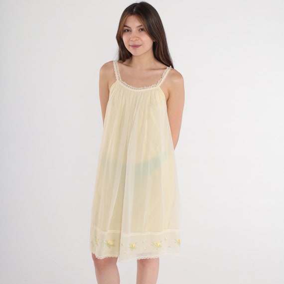 Pale Yellow Nightgown 70s Lingerie Slip Dress Floral Embroidered Lace Trim Mini Nightie Tent Trapeze Sleep Lounge Nylon 1970s Vintage XS