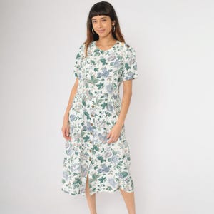 Vintage Floral Button Dress 90s White Blue Green Print Short Sleeve Midi Rayon Blend Day Dress 1990s Modest Cottagecore Pockets Medium M