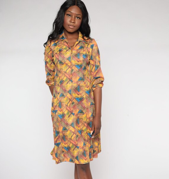 70s Midi Dress Geometric Abstract Print Shift Dress Mod Zip Up Collared 3/4 Sleeve Retro Boho Knee Length Vintage Yellow 1970s Small S
