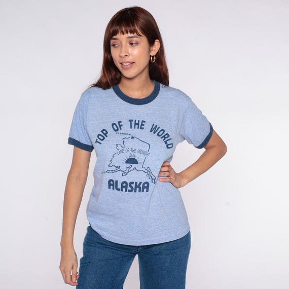 80s Alaska Ringer Tee Blue Navy Trim Tourist Souvenir Top Of The World Pt Barrow Land Of Midnight Sun Vintage Crew Neck Short Sleeve Medium