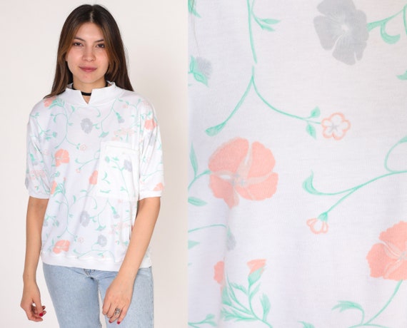 90s Floral Shirt White Pocket Tee Flower Print Top Short Sleeve Blouse High Notched Neck T-Shirt Summer Slouchy Chest Pocket 1990s Small S