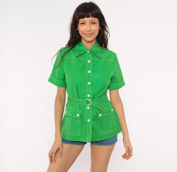 70s Safari Blouse Green Cotton Button Front Belted Shirt Pointed Collar Short Sleeve Patch Pocket Cargo Top Emerald Utility Jacket  Small S