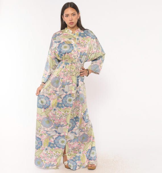 70s Psychedelic Floral Maxi Dress Vanity Fair Blue Pink Pastel Kimono Sleeve Flower Power Prairie Cottagecore Kaftan Gown Housecoat Medium M