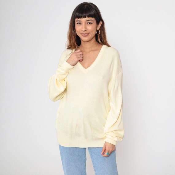 Pastel Yellow Sweater 80s V Neck Knit Pullover Sweater Slouchy Plain Basic Simple V-Neck Knitwear Cotton Spring Vintage 1980s Medium M