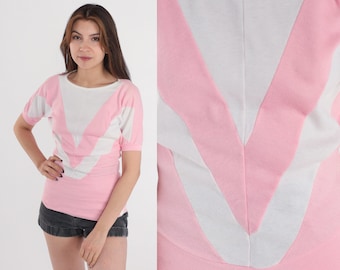 Chemise des années 80 rose blanc à chevrons T-shirt à manches courtes haut streetwear rétro chemisier décontracté ourlet à bandes girly vintage des années 1980 très petit xs