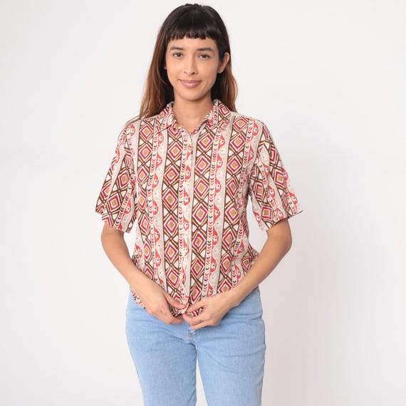 90s Southwestern Shirt Button Front Short Sleeve Cropped Blouse Red Brown Pink Cream Tribal Diamond Aztec Pattern Western Vintage Small S