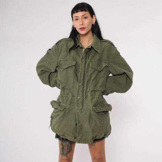 Vintage 1950s Military Field Jacket Four-Pocket Distressed 50s Army Coat Olive Green Commando Cargo Jacket Zip Up Men's Regular Small