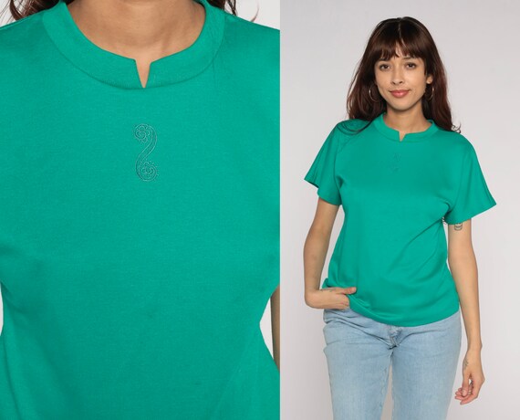 Green Shirt 90s Embroidered Swirl T-Shirt Floral Retro Plain TShirt Solid T-Shirt Minimalist Top Basic Streetwear Vintage 1990s Small S
