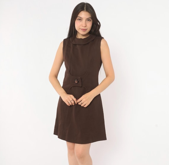 60s Mod Shift Dress Chocolate Brown Sleeveless A Line Mini Roll Collar Button Nerdy Dark Academia Space Age Vintage Frock Walnut Small S