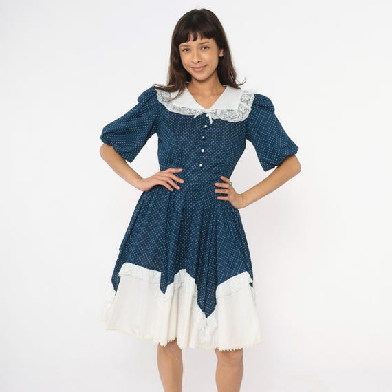 80s Polka Dot Dress Navy Blue White Lace Collar Puff Sleeve Handkerchief Hem Ruffle Trim Cottagecore Prairie Vintage Coquette Medium M