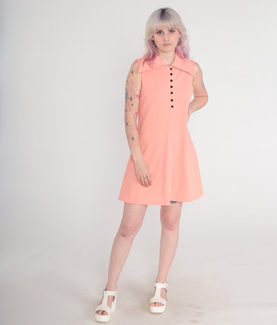 Peach Mod Mini Dress 60s 70s Shift STEWARDESS Dress Button Up Pink Gogo Sleeveless 1970s Collared Gogo Dress Vintage Sixties Twiggy Medium