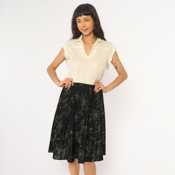 80s Polo Collar Dress Cream Black Floral Pattern Short Sleeve Two Tone Colorblock Preppy Academic Summer Spring Vintage Outlined Medium M