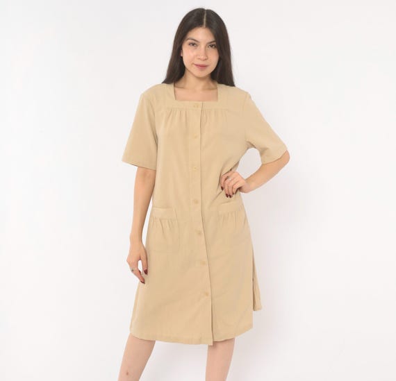 Square Neck Button Front Dress Tan Cotton Shift Patch Pocket Short Sleeve Knee Length Beige 2000s Minimal Straight Cut Summer Frock Medium M
