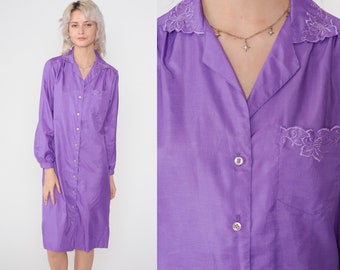 80s Purple Dress Button up Shirtdress Floral Embroidered Long Sleeve Midi Dress Collared V Neck Knee Length Lounge Vintage 1980s Medium 10