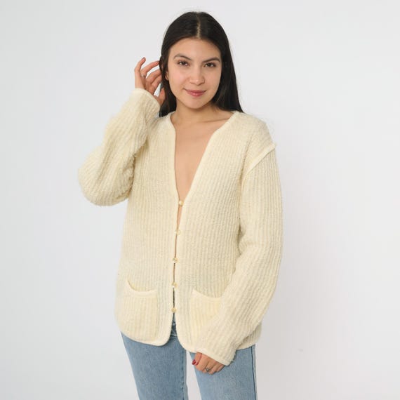 Cream Knit Sweater 80s Vintage Cardigan Preppy Academic Style Winter Button Down Front Pockets Long Sleeve Classic Ivy Look Large L