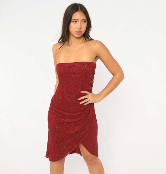 Y2K Burgundy Glitter Dress Strapless Tube Ruched Wine Red Swirl Print Tulip Hem Stretch Sleeveless Cocktail Club Party 2000s Vintage Medium