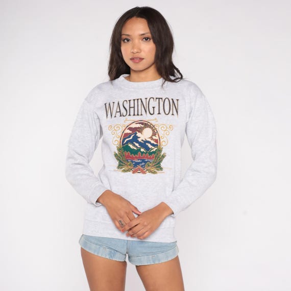 90s Washington Sweatshirt Graphic Crewneck Gray Pullover Scenic Mountain Print Made In USA Cotton Blend Travel Destination Nature Small S