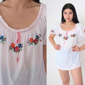 Chemisier mexicain blanc des années 80 brodé floral haut paysan hippie tunique gaze de coton manches bouffantes Boho floral tente chemise vintage moyen M image 1