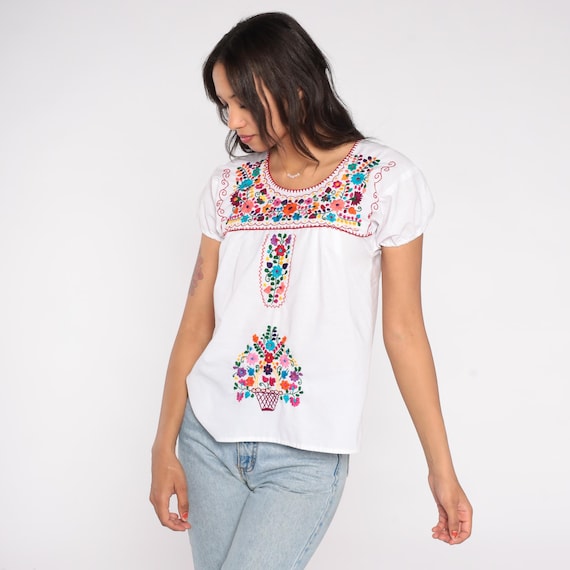 Mexican Embroidered Blouse 90s White Cotton Floral Top Colorful Handcrafted Peasant Basket Flower Traditional Artisan Puff Sleeve Small S