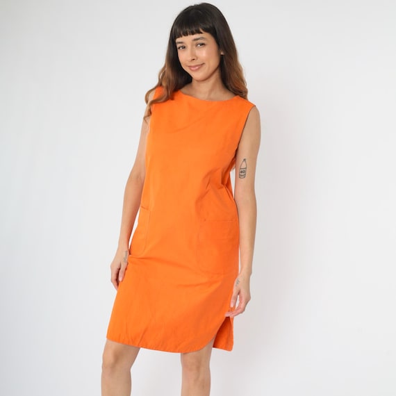 Vintage 60s Mod Dress Bright Orange Smock Shift Sleeveless Pocket 1960s Gogo Sixties Twiggy Plain Knee Length Curved Hem Day Small Medium